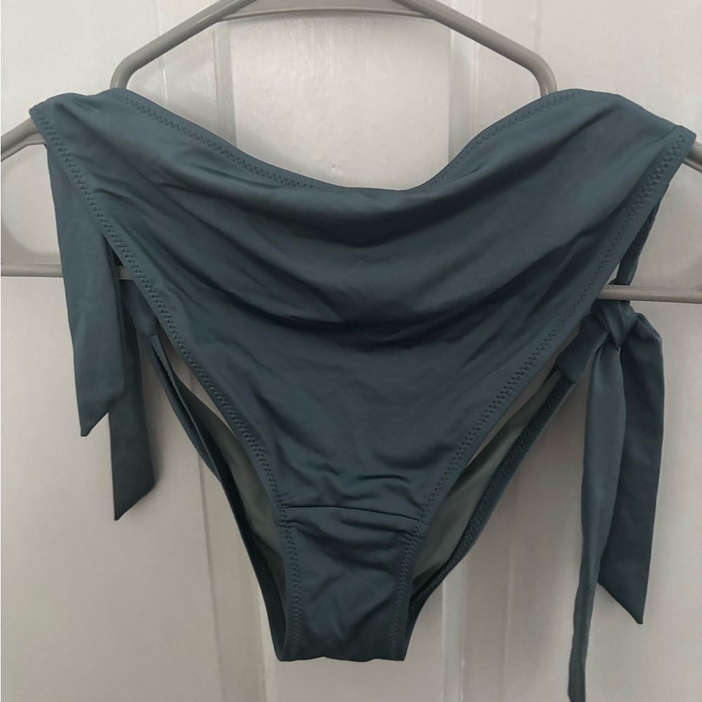 La Perla Bikini Top & Bottom, Women’s Sz 4-6 - Picture 3 of 7